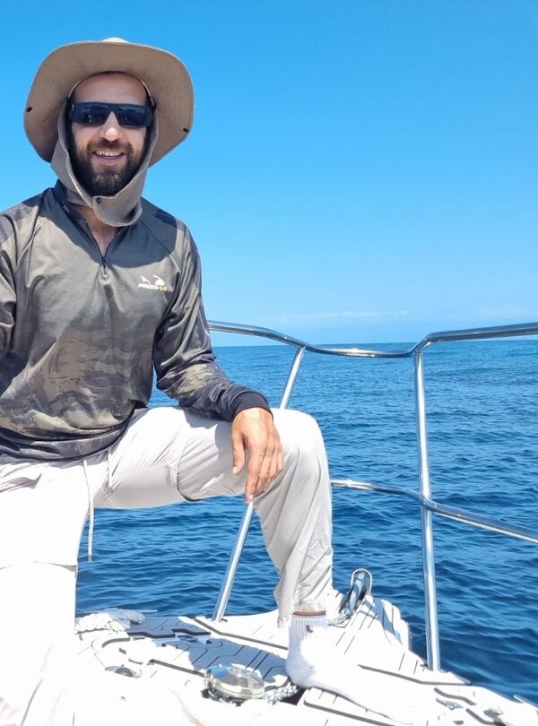Eduardo Borges no barco, em alto-mar